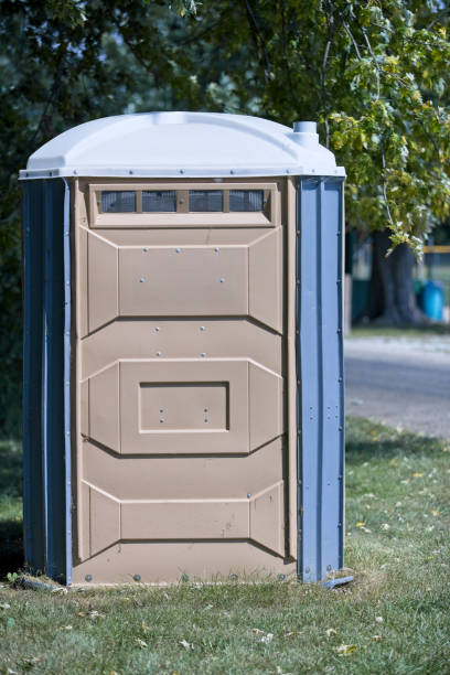 Best Portable restroom trailer rental  in Manawa, WI